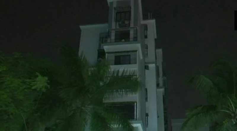Film writer jumps to death from Mumbai building