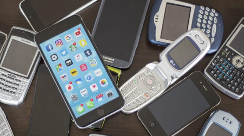 By restarting smart phone you can thwart hackers from stealing information | Sangbad Pratidin