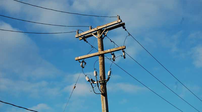 Electric polls will be brought from Odissa and Jahrkhand to restore electricity in West Bengal