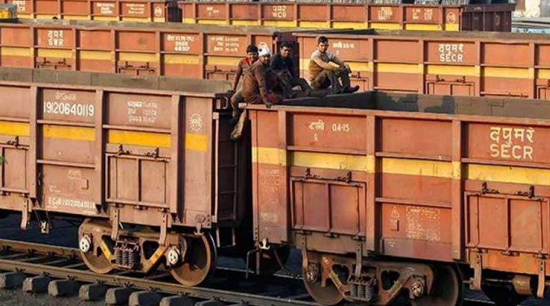 Rice theft from running Freight Train, South Eastern Railway starts probe