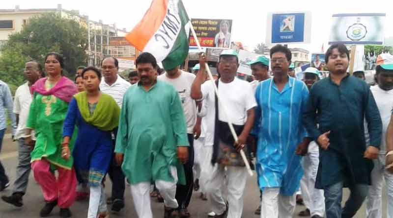 TMC workers traveling to 21st July program on foot