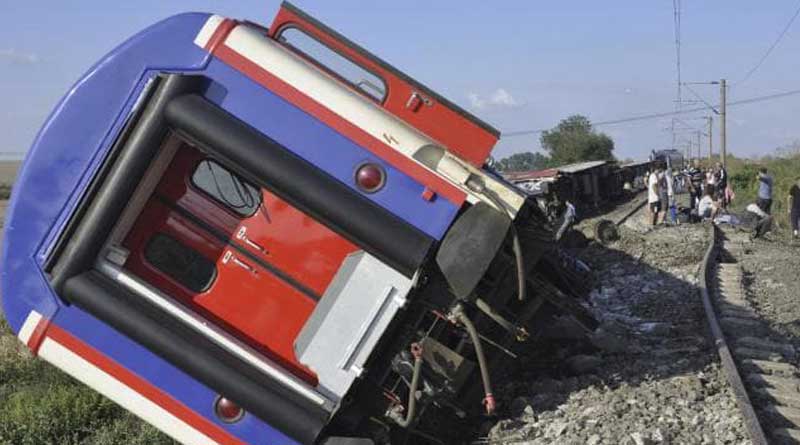 Train accident in Turkey, 10 dead