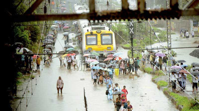 Navy launches rescue ops in flooded Mumbai