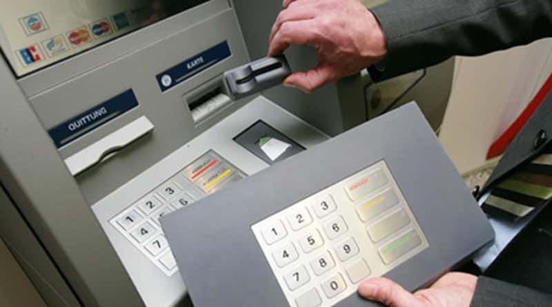 Attempt to install  schemer in ATM, 3 youth caught red handedly in Bhawanipur