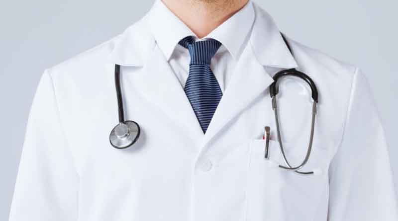 Junior doctor on strikes at Patna Medical College Hospital, Claims 6 lives