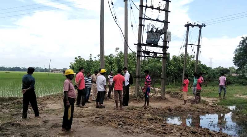 Hooghly: MNREGA workers injured while workig