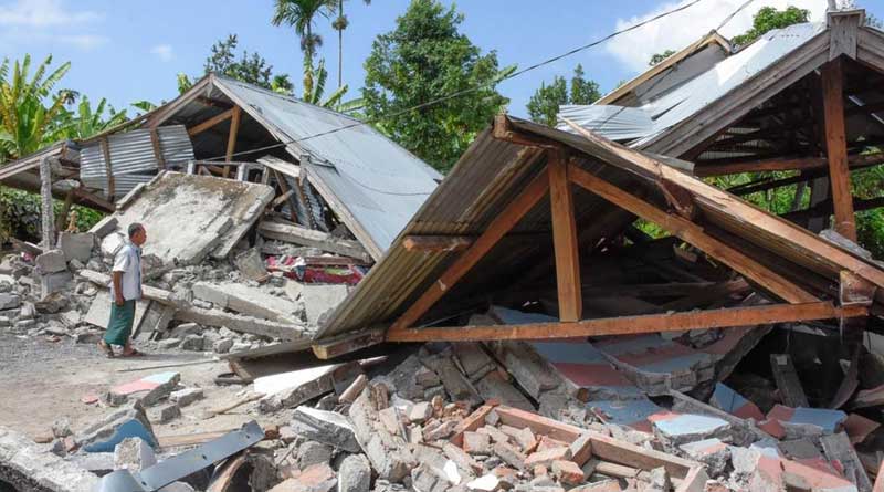 Indonesia earthquake leaves 82 dead