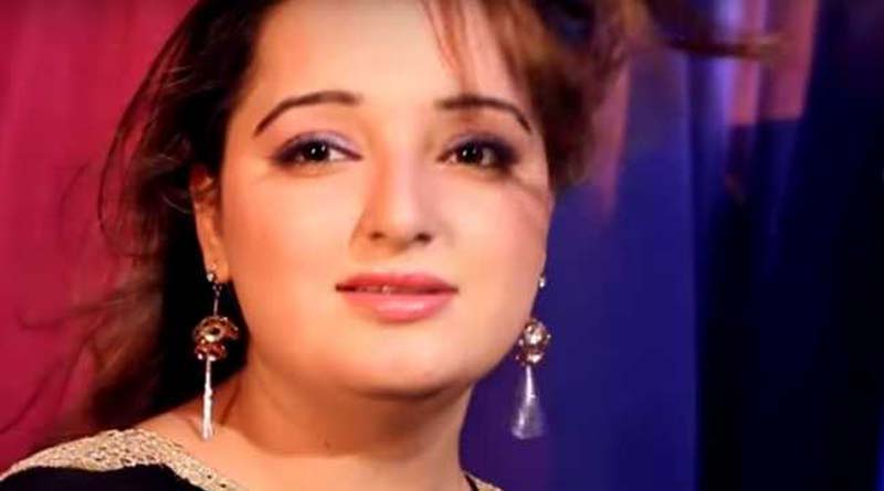 Husband kills Pak Actress Reshma