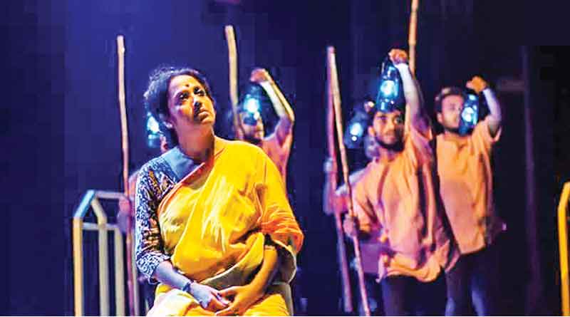 New play Ela Ekhon is in theater