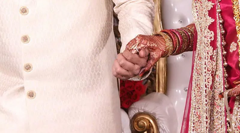 Here are some tips of Rudranil Ghosh if you want to marry foreigner