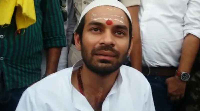 Tej Pratap claims armed man clutches his hand
