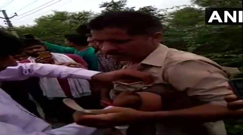 Uttar Pradesh: Cops beaten by Kanwariyan