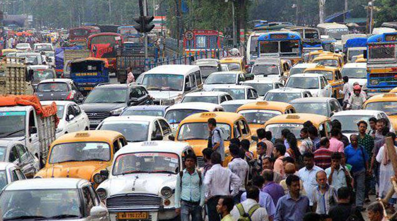 Kolkata Police opens helpline for students to tackle Majerhat bridge ripple
