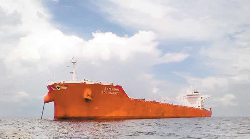 Haldia port redeemed goods with the help of the floating crane
