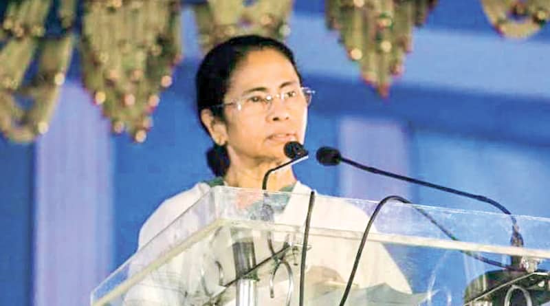  Mamata Banerjee on Thursday inaugurated The Kolkata Book fair