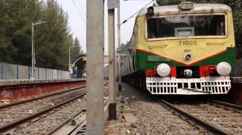 Corona scare: frontline rail workers are going for work on small train