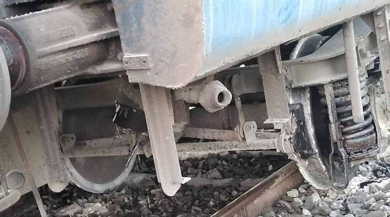 Dhauli express derailed in Panskura