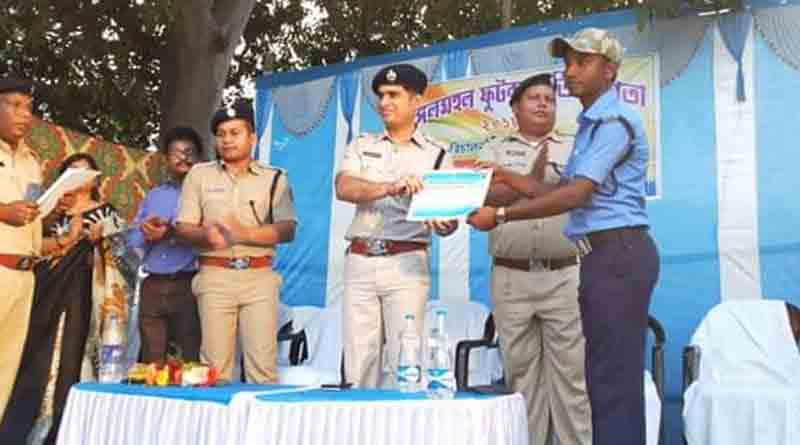 Purulia civic cop hailed  