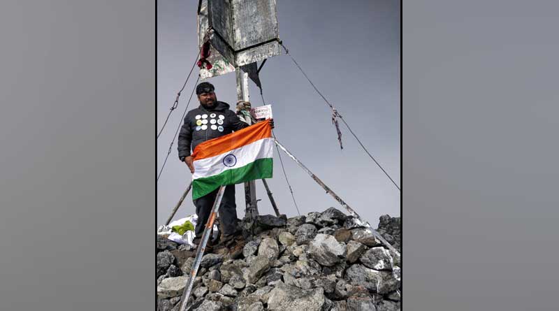 Satyarup Siddhanta summits Pico de Orizaba
