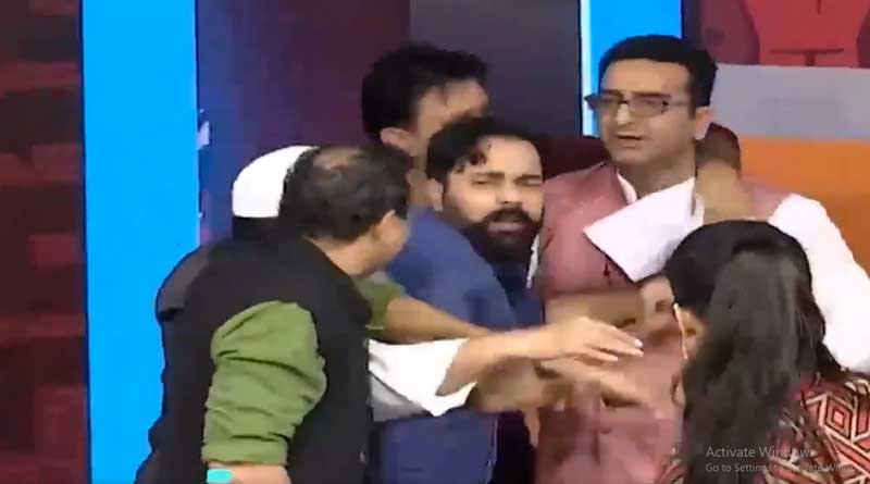 BJP, Samajwadi Party leaders scuffle in Live TV