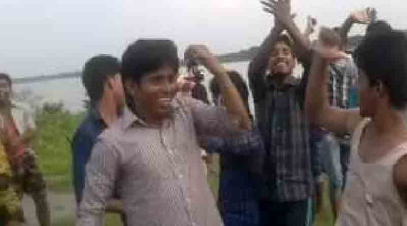No DJ at picnic: Balurghat police