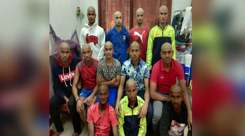 Hockey players head tonsured 
