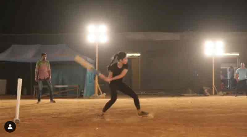 Katrina Kaif plays cricket
