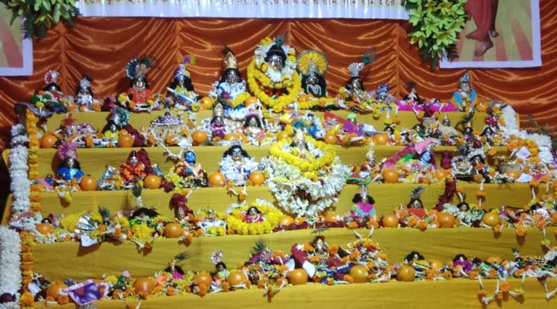 Lord Krishna goes for picnic