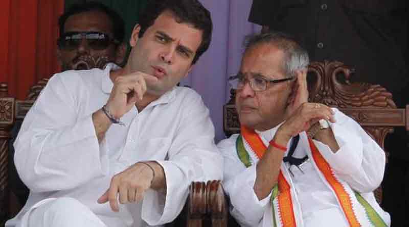 Rahul Gandhi greets Pranab for Bharatratna