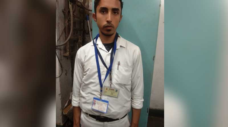 Fake TTE held in Sealdah Station