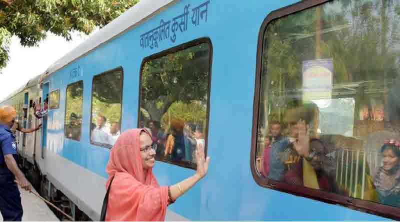 Bandhan Express stopped at Jshore station
