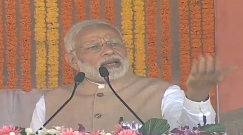 ‘Congress boosting the confidence of Maoists’: Modi