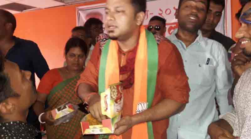 Anupam Hazra distributes mihidana at party office to counter Anubrata Mandol
