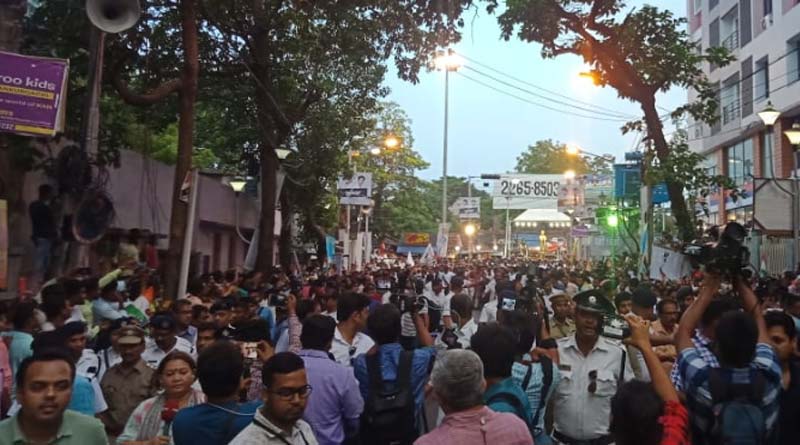 EC bans all Road shows, rallies of political parties due to corona crisis | Sangbad Pratidin