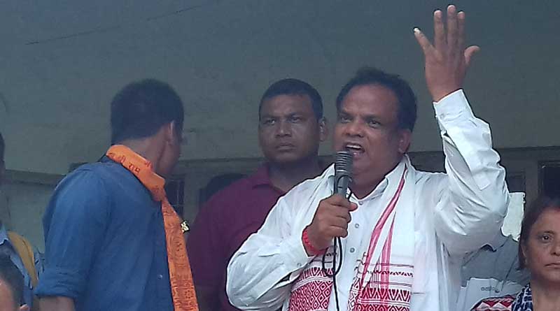 Alipurduar BJP MP John Barla visits Dancan's tea garden in Bagracort.