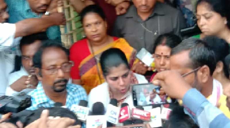 Bharati Ghosh visits Hasnabad to meet died woman worker's family