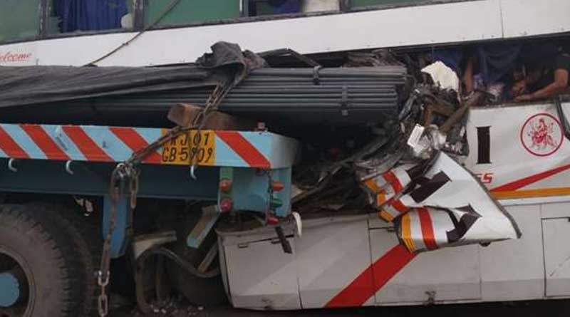 Jharkhand: 11 dead in bus accident and 25 got injured