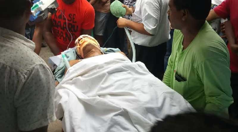 TMC leader allegedly shot by BJP goons in Bandel rail station