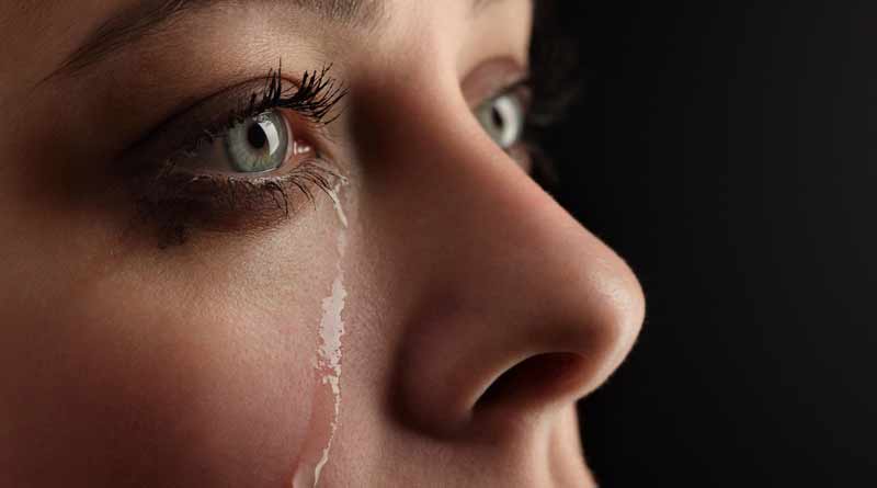 Coronavirus can be in Eye droplets! Here's what Experts says