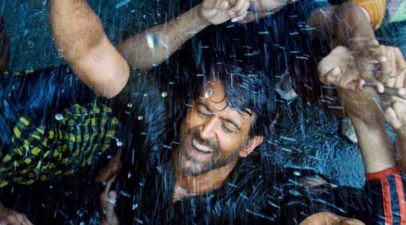 Hrithik Roshan starrer trailer of Super 30 is out now
