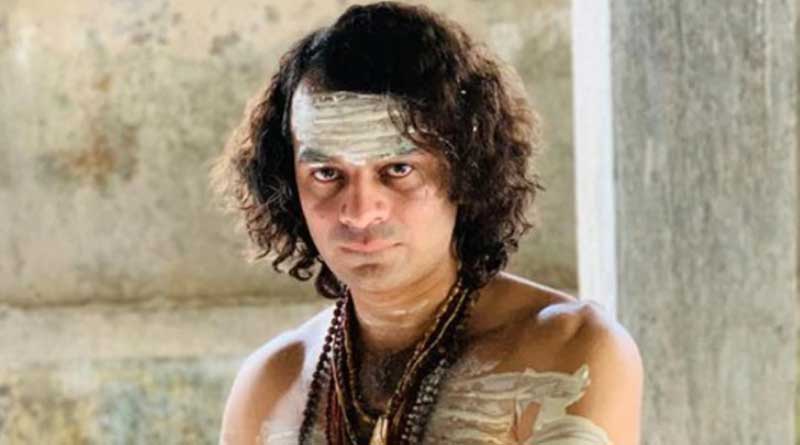 Tej Pratap Yadav dresses up as Lord Shiv again, offers prayers at temple