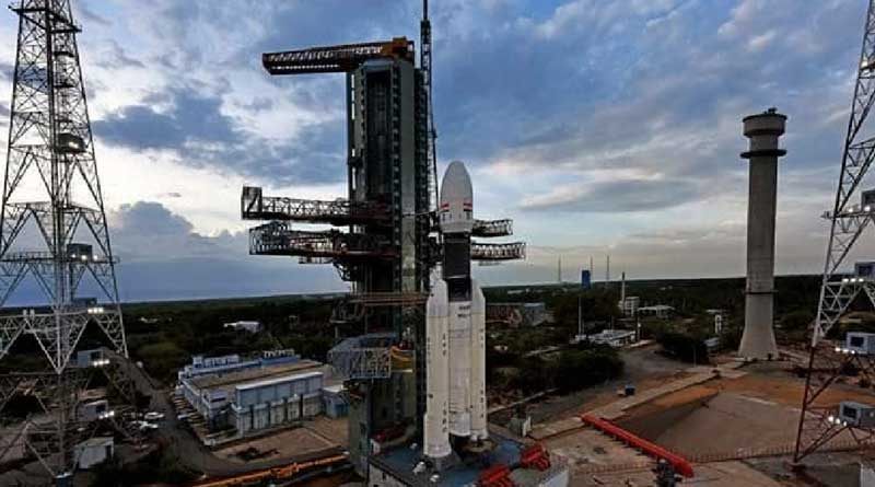 Chadrayan 2 set to start its journey,ISRO chief offer prayer to the temples