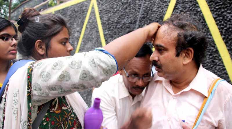 2 TMCP supporter arrested on the charge of assult by beating a professor