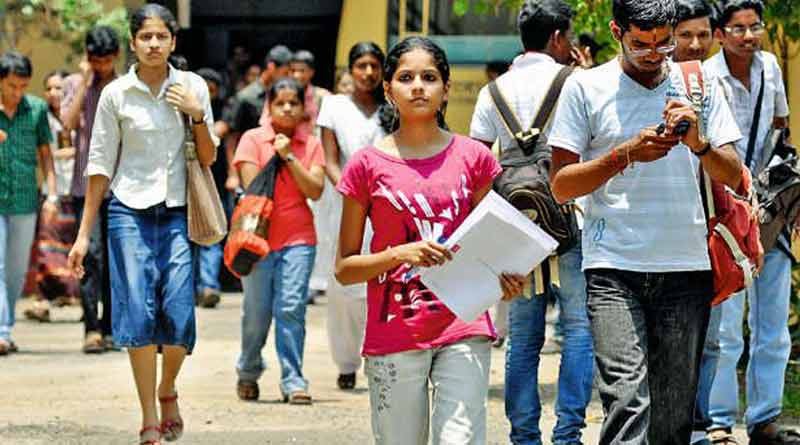 Bengal government caps the processing fee for college admission