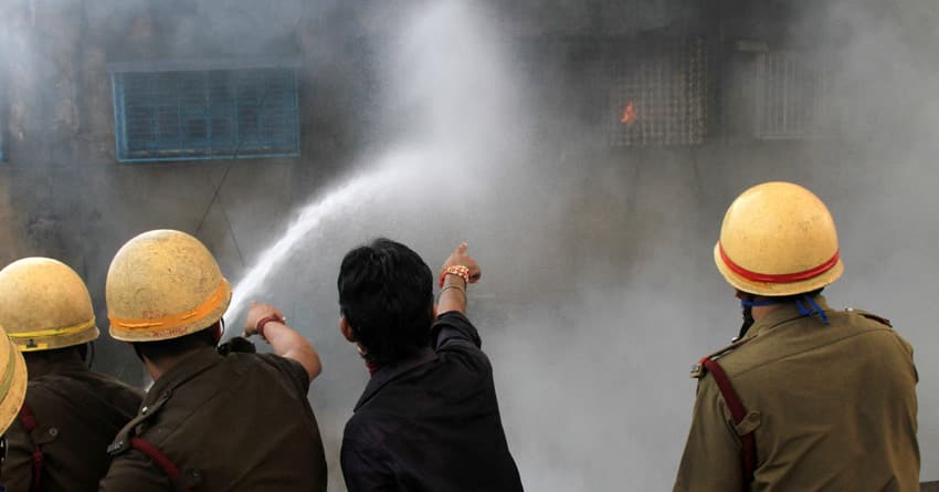 Fire at a multiplex in Ballygunj today morning, 10 fire tenders control the situation