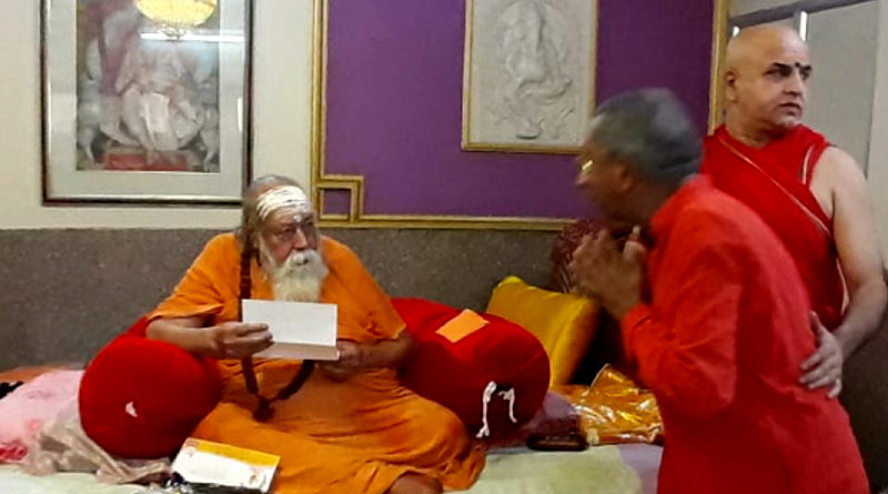 Dwarka math chief Swaroopananda said, foreigners leave the country