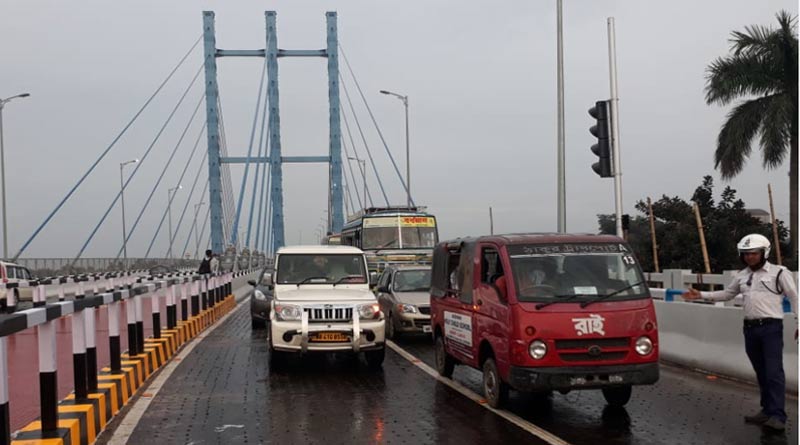 Burdwan rail bridge is open for transport after long controversy