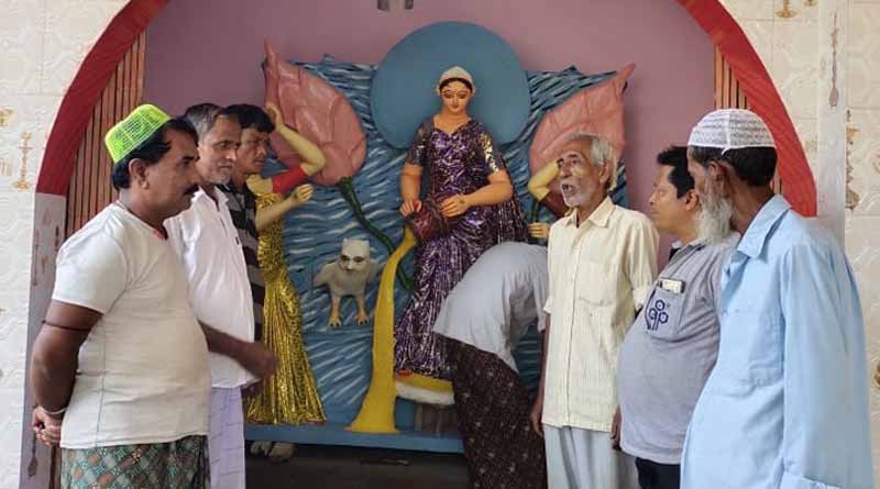 Muslim youth perform Laxmi Puja at East Burdwan