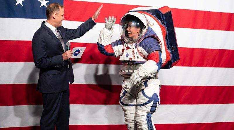 New spacesuit built for NASA's new moon mission