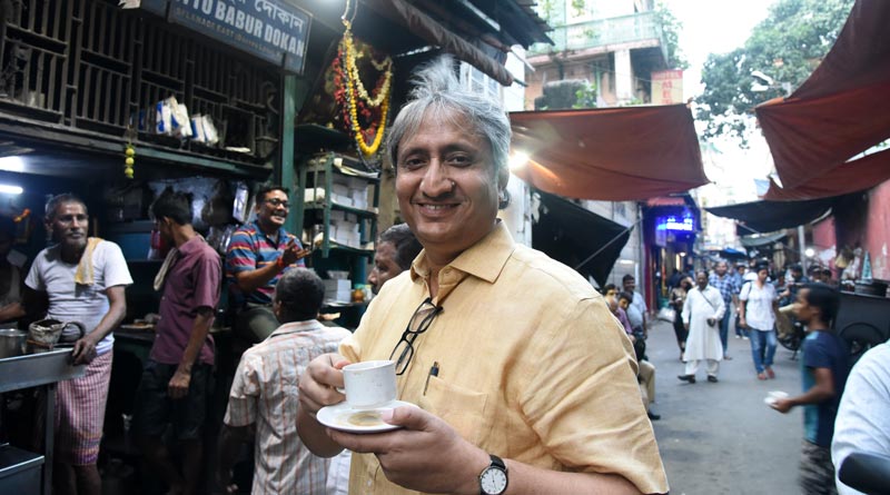 Ravish Kumar expresses his views with 'Sangbad Pratidin' exclusively